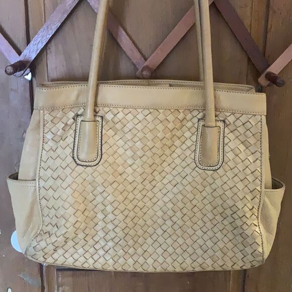 B Makowsky basket weave saddle leather tote shoulder bag - Picture 2 of 11